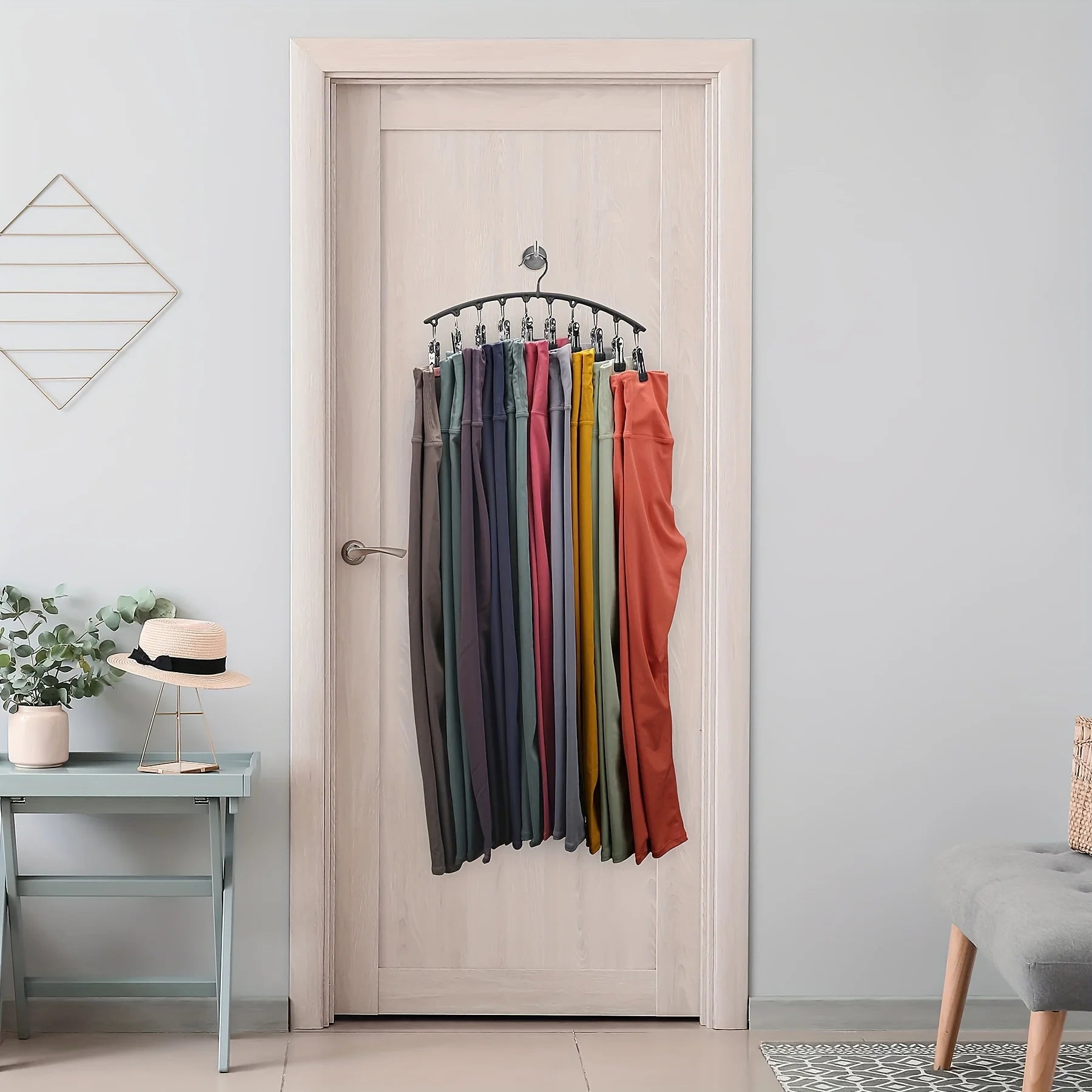 Curved Shape Metal Yoga Pants Hanger, Clothespins, Holds Leggings, Closet Organizer Pants Hanger