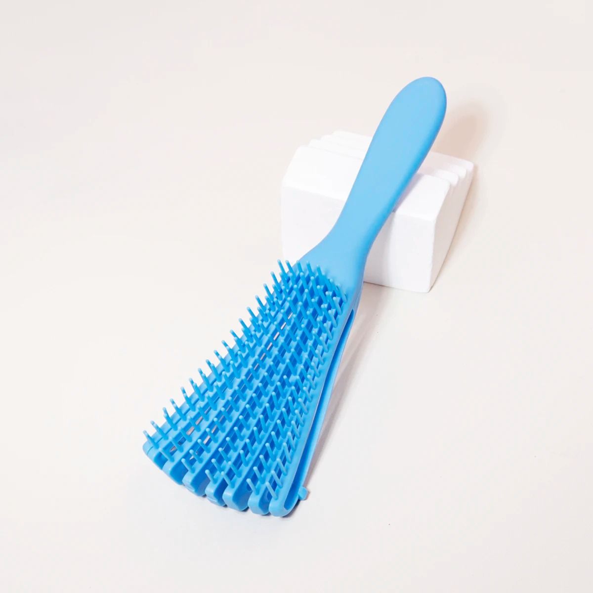 Scalp Massage Brush For Wet And Curly Hair 9