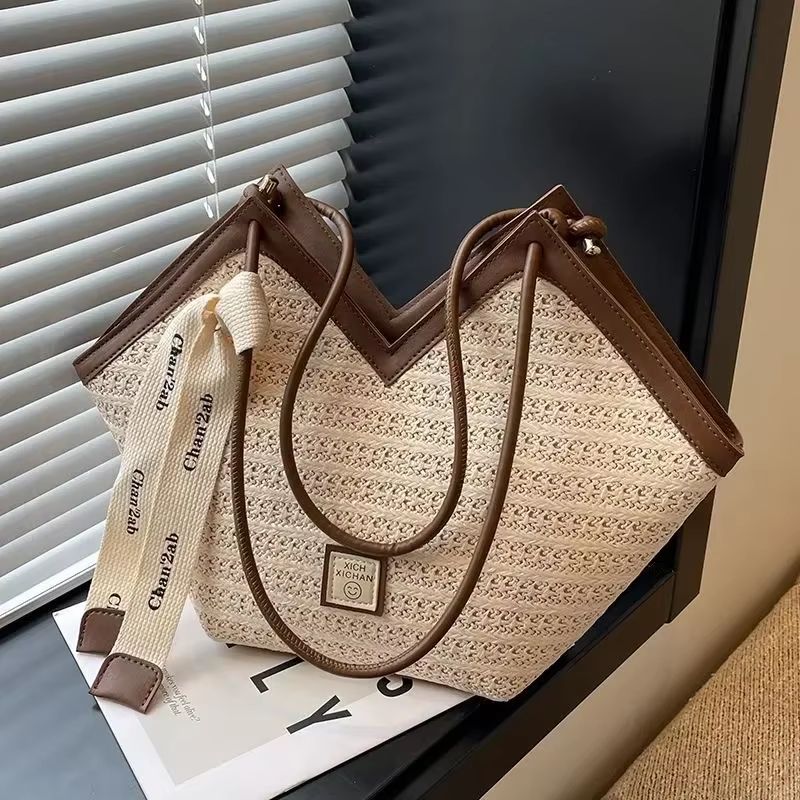 Straw Beach Shoulder Bag Retro Handmade Woven Summer Handbag For Women 1