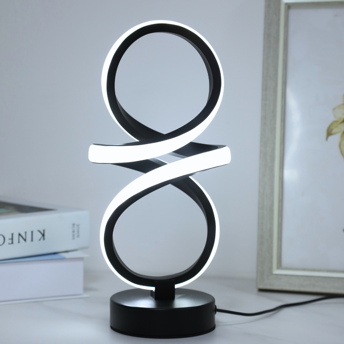 Adjustable Spiral LED Table Lamp, USB Powered, Ideal for Bedrooms, Offices, Study Rooms, Creative Lighting Solution