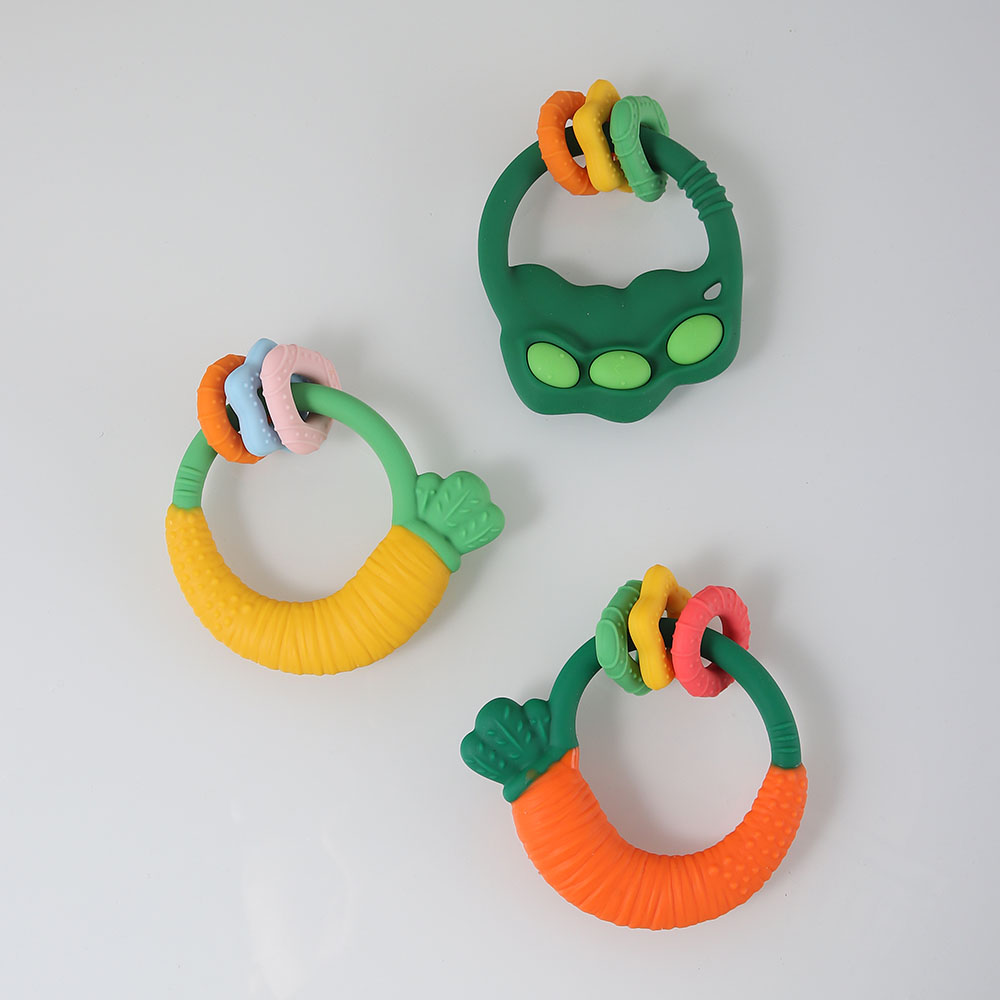 BPAFree Silicone Carrot Teether Safe Chewing Toy For Infants Teething Relief 2