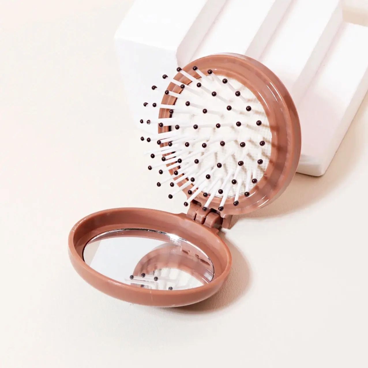 Mini Folding Hair Brush With Mirror For Travel And Wig Styling 8