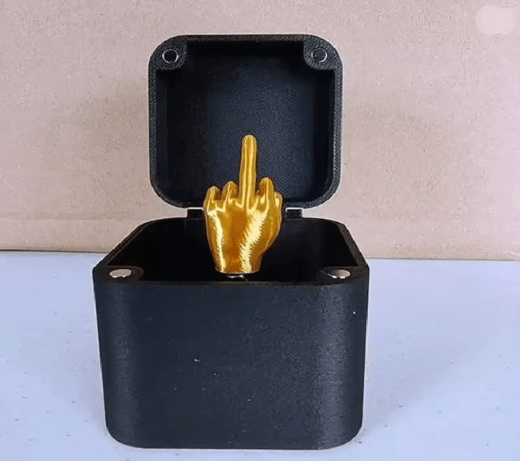 Pop Up Prank Gift Box 4