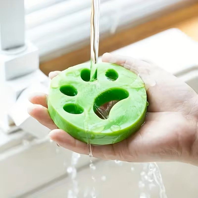 Reusable Pet Hair Remover For Laundry  Catch Fur Lint  Hair In Wash Or Dryer 2
