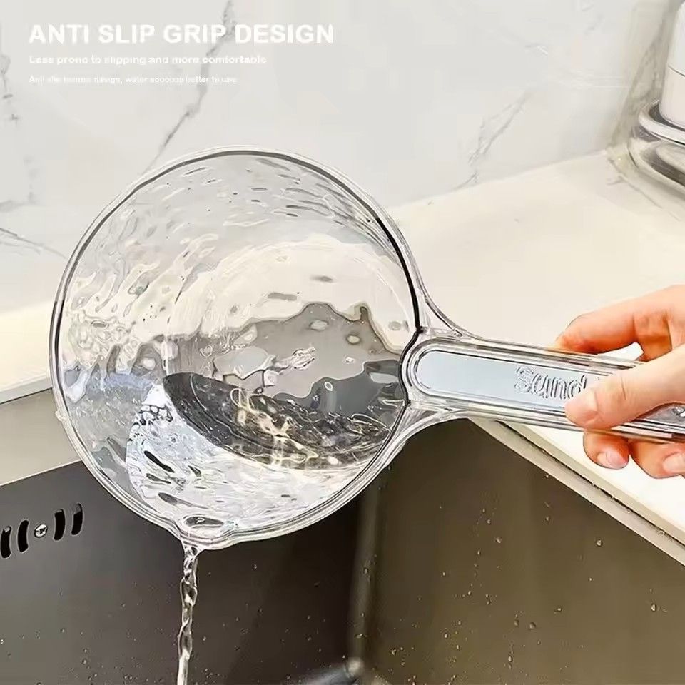 Durable Thickened PET Water Ladle  Unbreakable Dipper For Bathing Washing  Watering 2