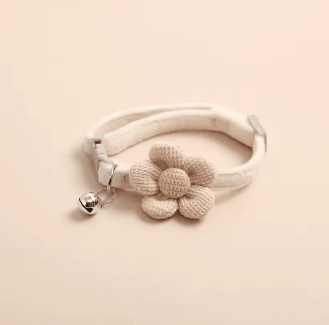 Cute Flower Cat Collar With Adjustable Buckle And Bell 5