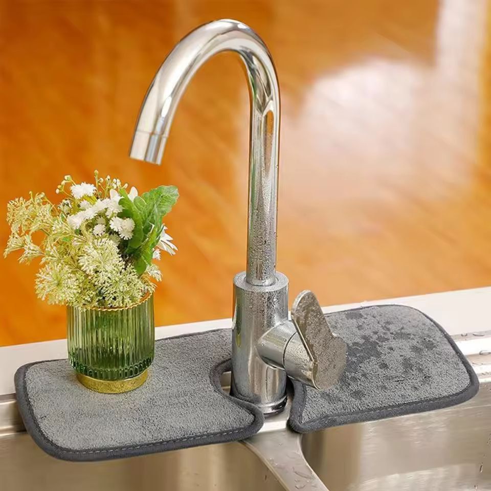UltraAbsorbent Faucet Splash Guard  Counter Shield 2