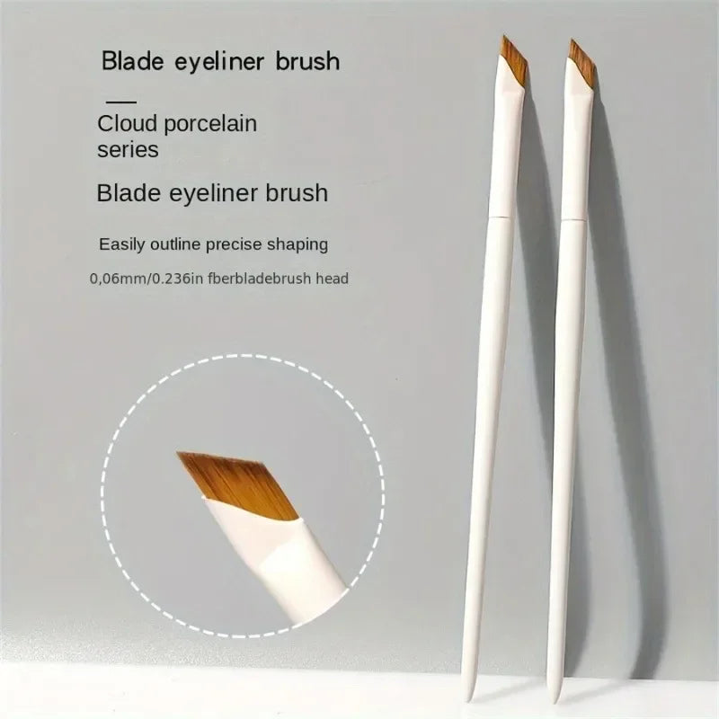 Makeup Brush Angle Tip Eyeliner Brush Flat Angle Eyebrow Brush Detail Eye Area Brush For Precise Ap 1