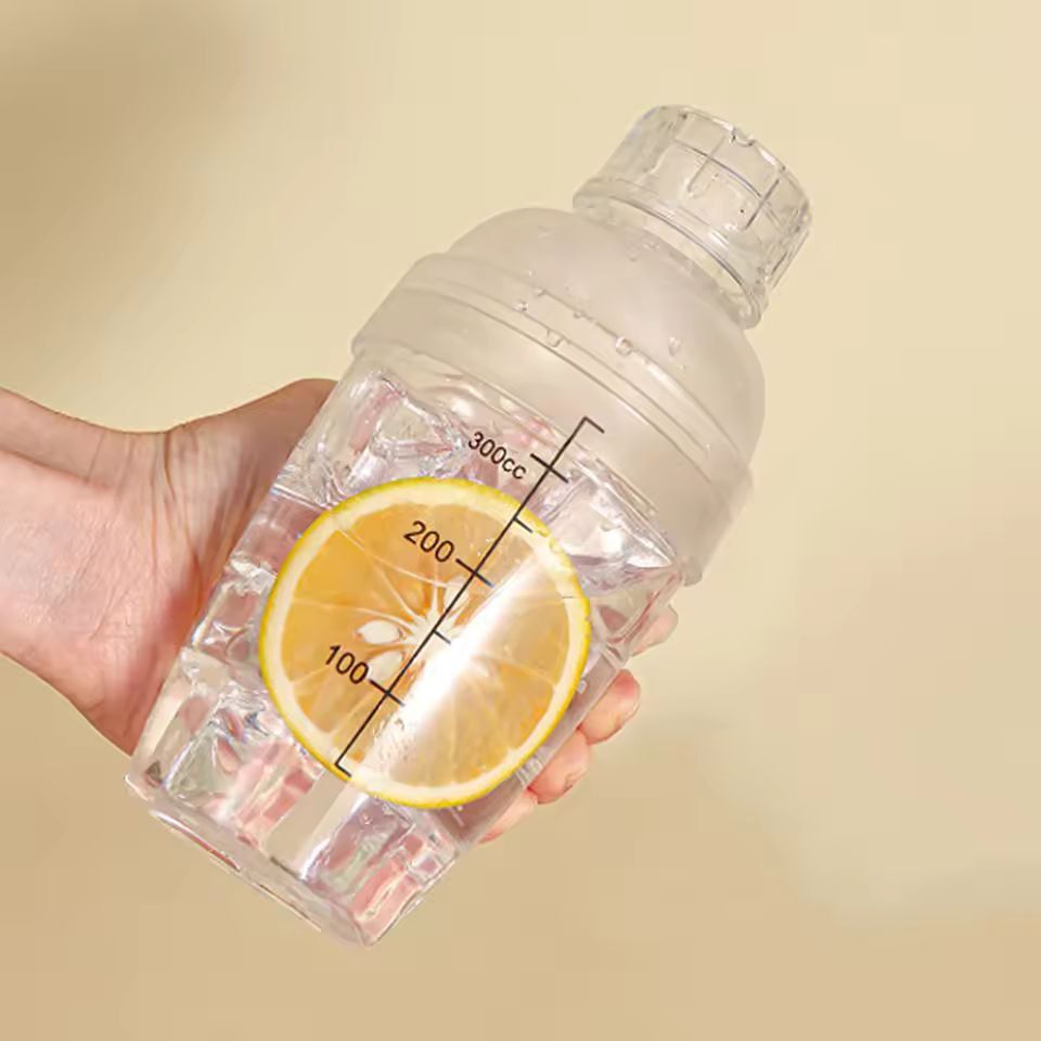 BaristaStyle Drink Mixer  Premium Plastic Cocktail Shaker With Measuring Scales 3501000 Ml 3