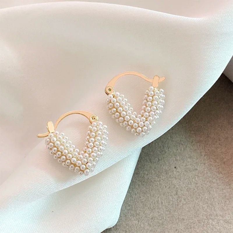 Pearl Heart Shaped Hoop Earrings For Women 2