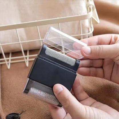 Portable Compact Lint  Hair Remover Brush  TravelReady Fabric Cleaner 1