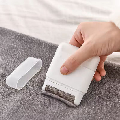 Portable Compact Lint  Hair Remover Brush  TravelReady Fabric Cleaner 2