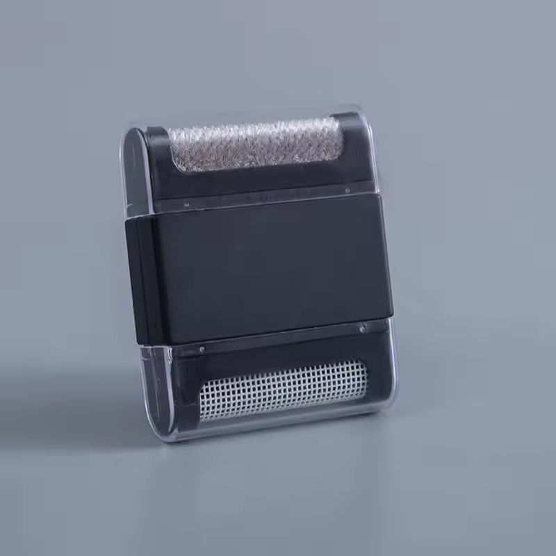 Portable Compact Lint  Hair Remover Brush  TravelReady Fabric Cleaner 4