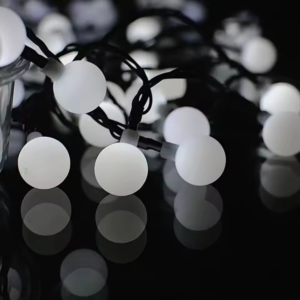 GardenGlow Solar Globe Light String  Frosted Outdoor Ball Lights For Patio  Garden 2