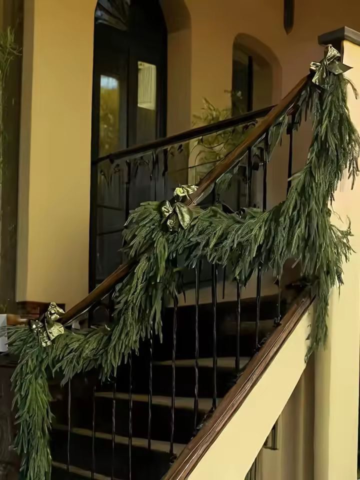 Elegant Norfolk Pine Christmas Wreath  Realistic Artificial Green Garland For Indoor  Outdoor Holid 3