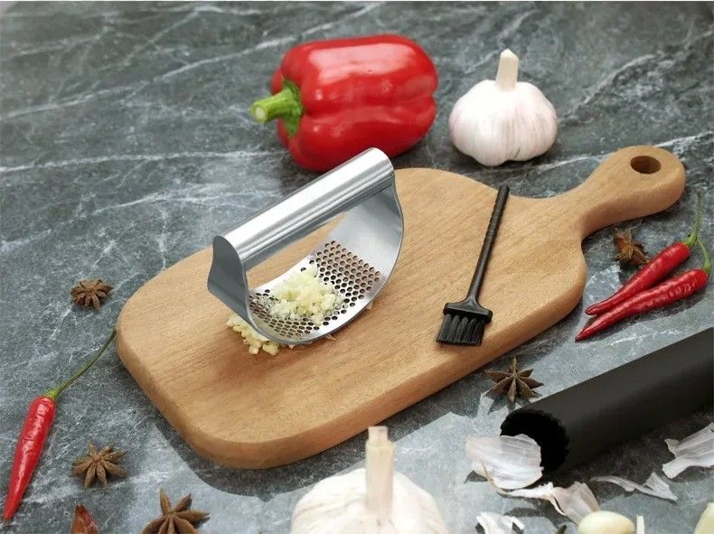 Upgraded Stainless Steel Garlic Press Rocker Manual Garlic Ginger Crusher And Mincer Kitchen Tool 15