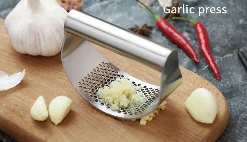 Upgraded Stainless Steel Garlic Press Rocker Manual Garlic Ginger Crusher And Mincer Kitchen Tool 16