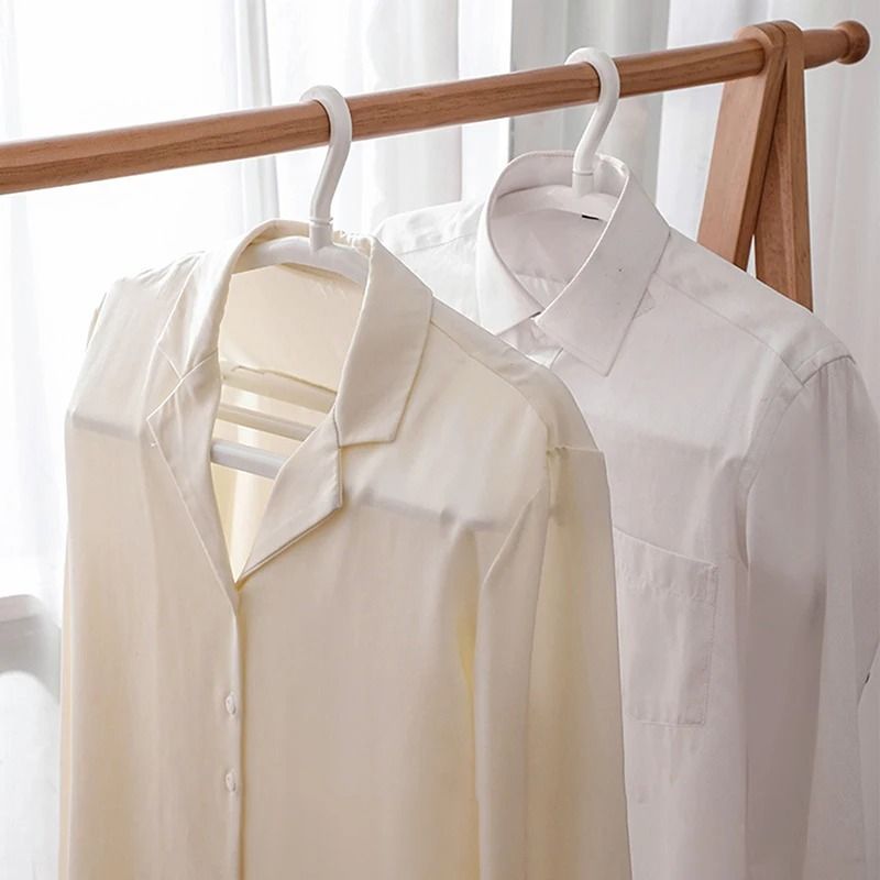 Scalable Plastic Clothes Hanger With Clip Space Saving Closet Organizer 1