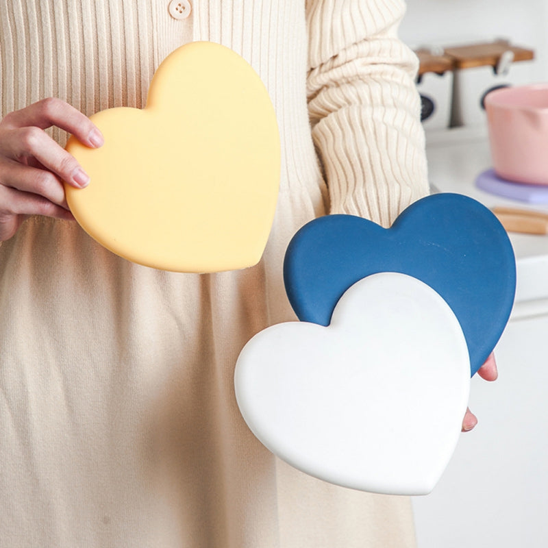 Thicker Drink Cup Coasters, Heat Resistant Silicone Mat, Non-slip Heart-shaped Placemat, Kitchen Table Holder