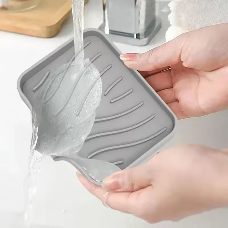 Silicone SelfDraining Soap Tray  Compact Soap  Sponge Holder For Bathroom  Kitchen 3