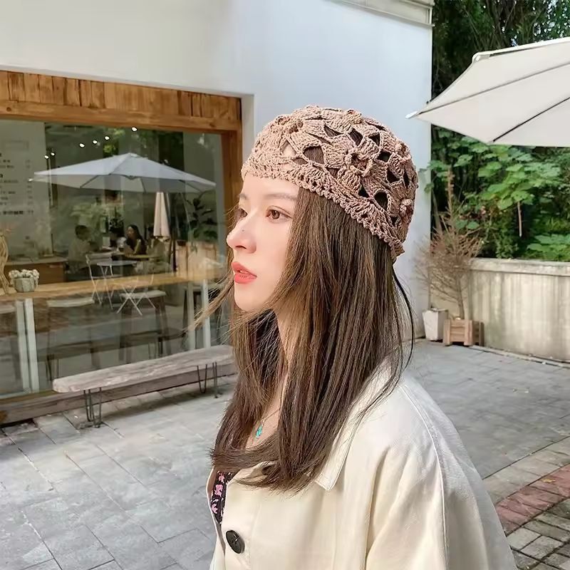 Cotton Crochet Mesh Beret – Lightweight Hollow-Out Knit Cap for Stylish Comfort