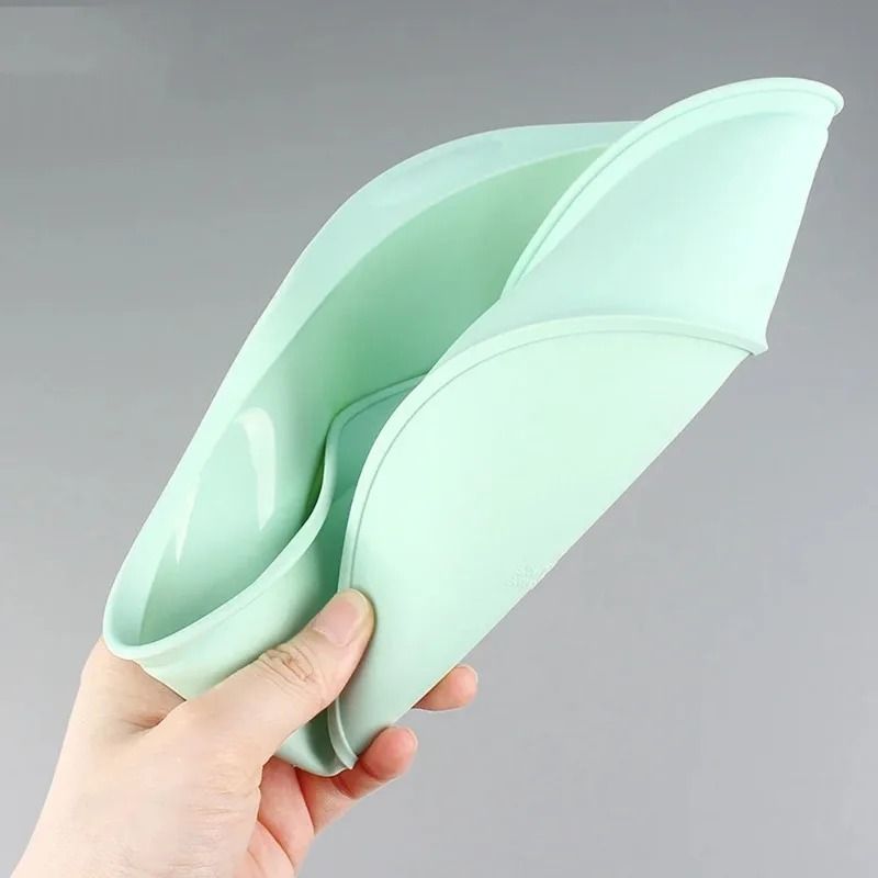 Silicone Square Cake Pan With NonSlip Handles 4