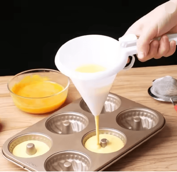 Adjustable Baking Batter Dispenser Funnel 1