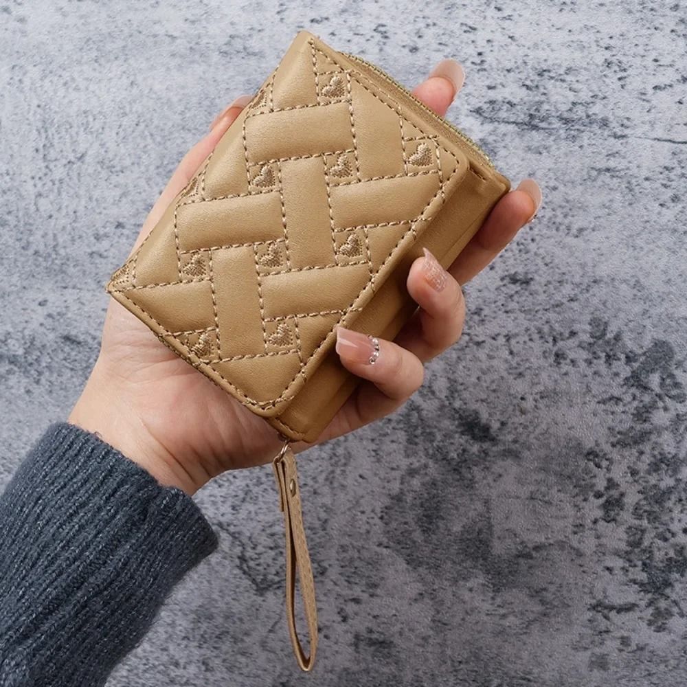 Short Embroidered Love Wallet With Zipper Buckle 5