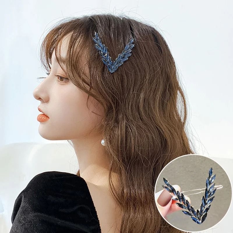Shining Crystal V Shape Hair Clip 8