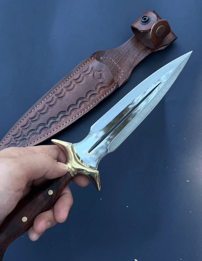 Handmade Stainless Steel Dagger Knife | Walnut Handle | Double-Edged Blade | Leather Sheath | Hunting, Display & Gift Kn