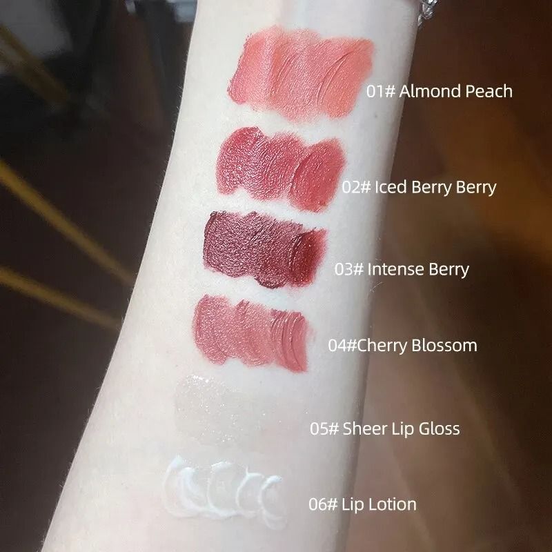 Matte Liquid Lipstick Set With Gloss Lip Plumper And Necklace 6 Piece Gift Set 5