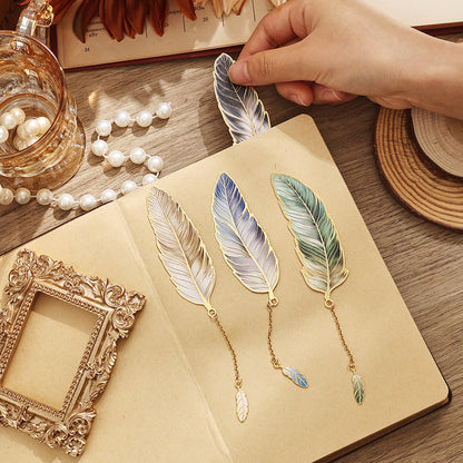 Metal Bookmark With Metal Chain Pendant Bookmark, Vintage Feather Bronzing, For Teachers Friends Book Lovers Book Club