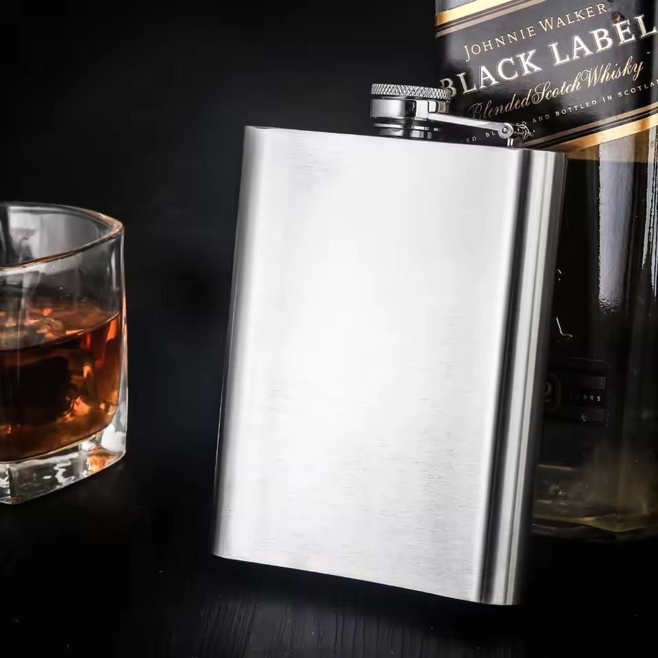 Compact Travel StainlessSteel Hip Flask  10 Oz Pocket Whisky  Wine Bottle 1