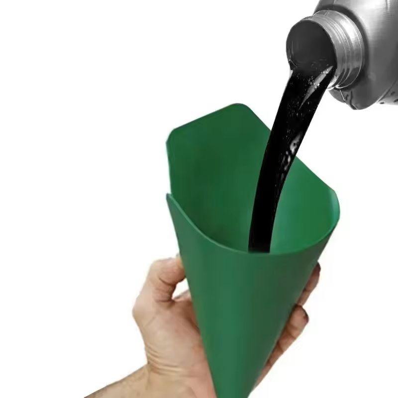Foldable Flexible Car Funnel SpillFree Oil  Fluid DrainFilling Tool For Cars Motorcycles  Machinery 5