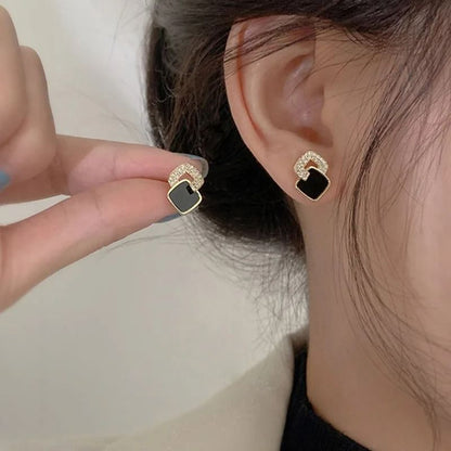 Black Zircon Square Stud Earrings – Shiny Geometric Statement Jewelry for Women