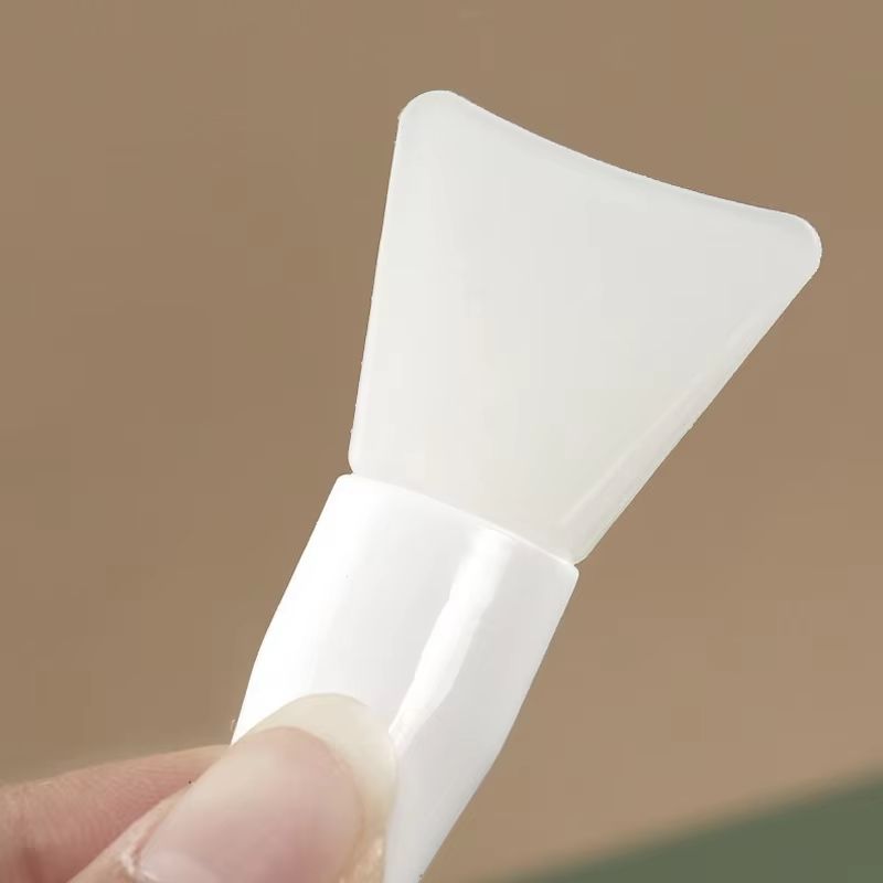 1Pcs Silicone Facial Mask Brush With Scraper  Soft Head DualUse Beauty Tool For DIY Mud  Film Masks 2