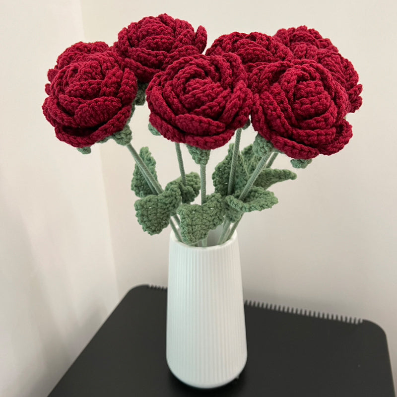Red Roses Artificial Flowers DIY HandKnitted Floral Bouquet Valentines Day Gifts Wool Crochet Fake  1