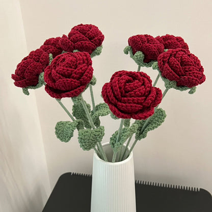 Red Roses Artificial Flowers DIY HandKnitted Floral Bouquet Valentines Day Gifts Wool Crochet Fake  2