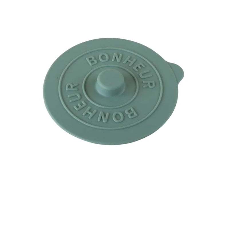 Round Creative Water Cup Lid, Simple Silicone Rubber Cover with Concave Embossed Letters, Leak-Proof