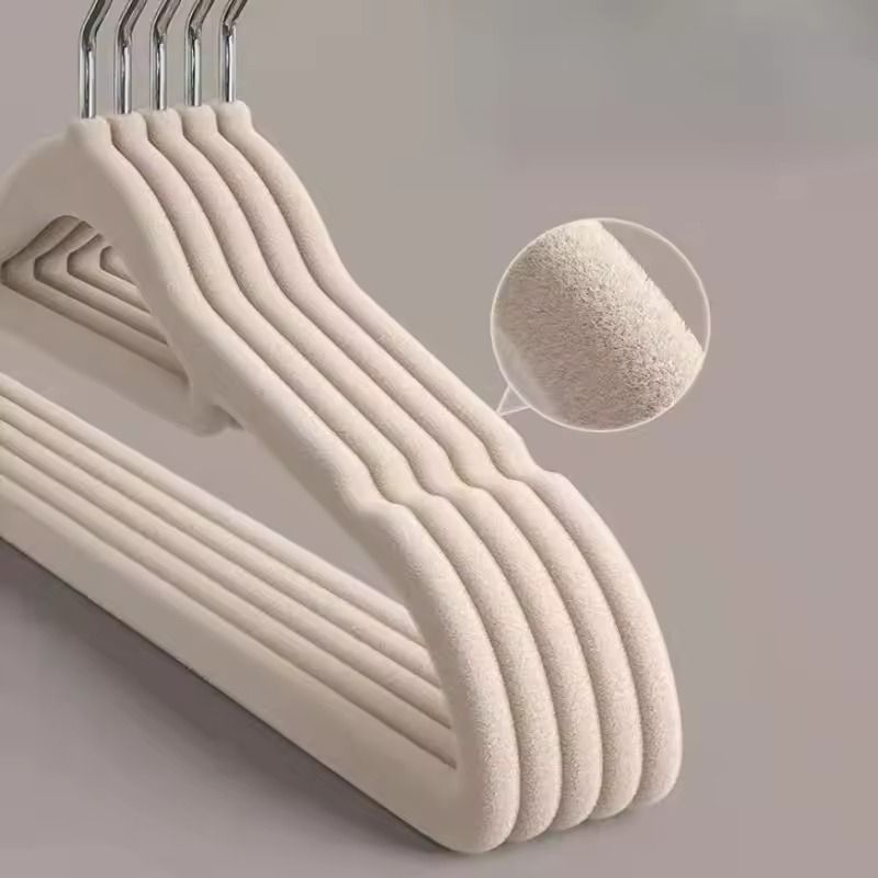 10PCS Thickened Velvet Non-Slip Clothes Hangers for Closet Storage