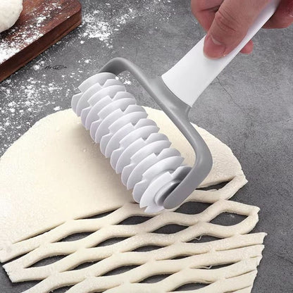 Smooth Turning Dough Roller Cutter Wheel for Pizza Dough and Baking
