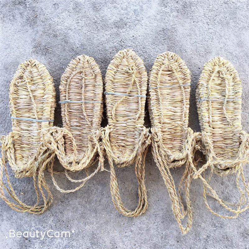 HandWoven Straw Sandals For Men And Women Japanese Anime Cos Play Shoes Retro Drift Beach Sandals F 1