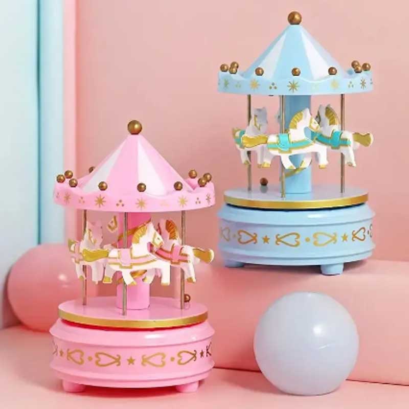 Handwork Music Box Gifts, Luxury Carousel with Rotating Horses, Romantic Carousel Toys