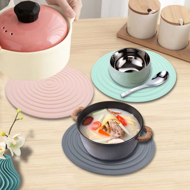Circular Silicone Thermal Insulation Pad  NonSlip HeatResistant Dining  Table Mat 1
