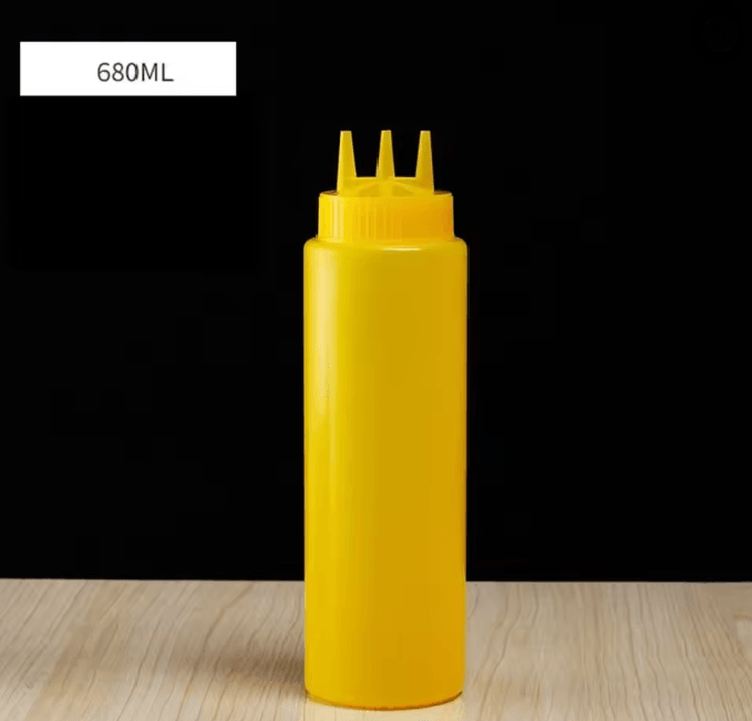 Squeezable Sauce Bottle With Nozzles 12