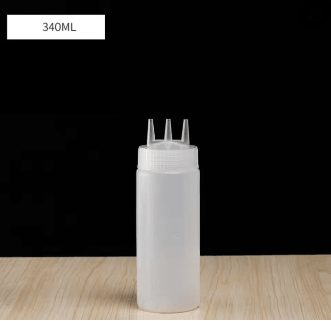 Squeezable Sauce Bottle With Nozzles 5