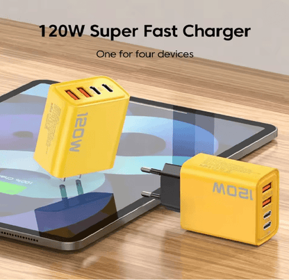 USB C Fast Charging Adapter With 4 Ports 1