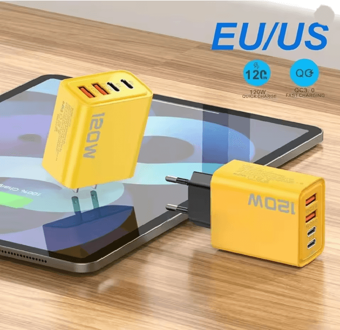 USB C Fast Charging Adapter With 4 Ports 2