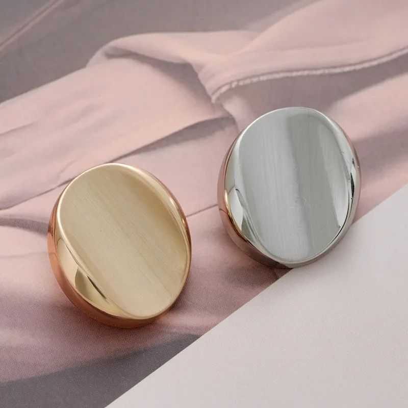 Luxury Oval Decorative Buttons  HandSewn Suit Jacket  Sweater Accessories 1