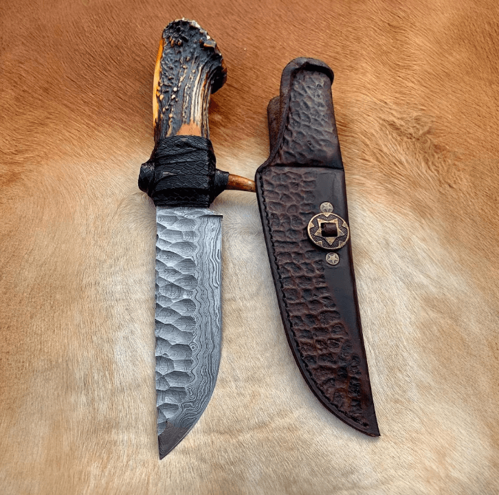 Hand-Forged Damascus Steel Bowie Knife | Deer Antler Handle | 11" Textured Blade + Leather Sheath | Hunting & Bushcraft